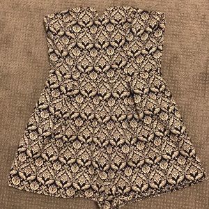 Adorable strapless brocade romper